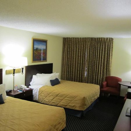 Atrium Hotel & Conference Center Hutchinson Chambre photo
